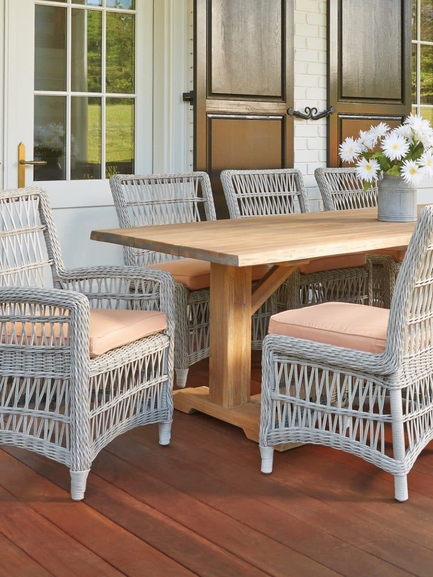 Lloyd Flanders outdoor chairs and table