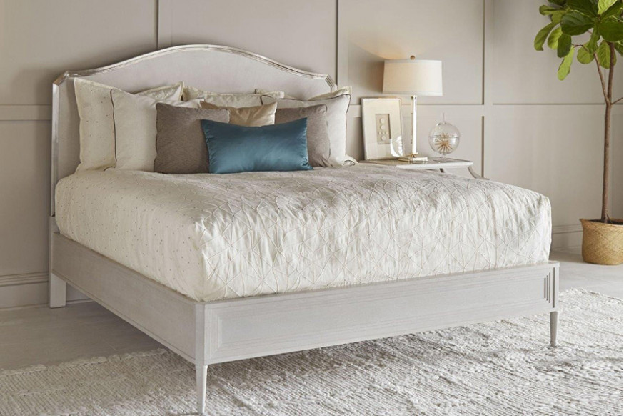 A.R.T.™ La Scala Ivory Panel Bed - King Size