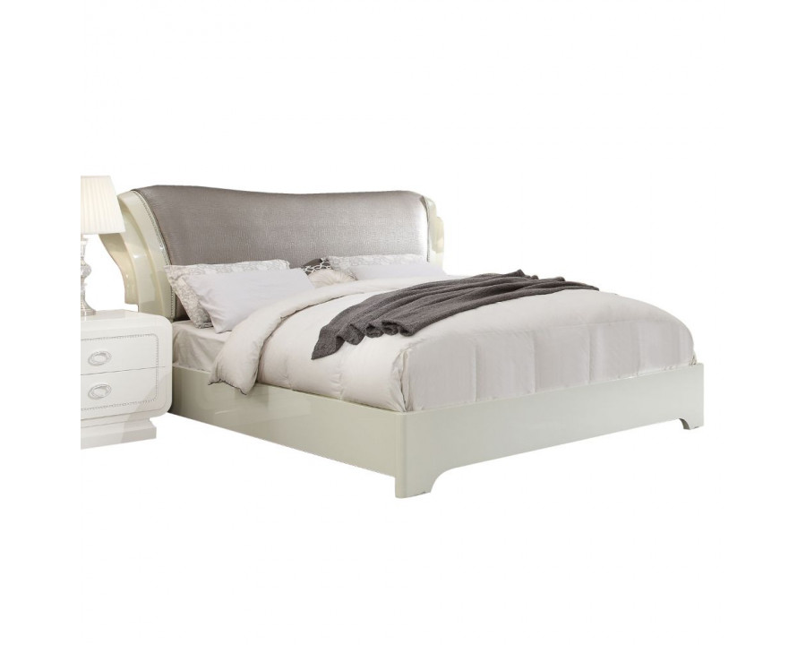 ACME Bellagio Queen Bed - PU/Ivory High Gloss