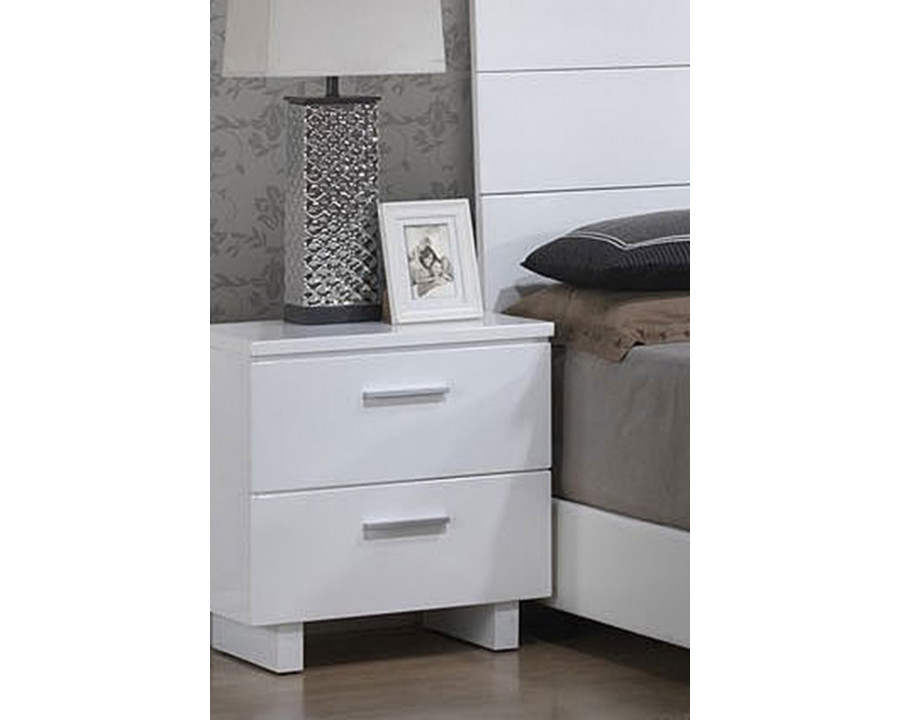 ACME - Lorimar Nightstand in White/Chrome Leg