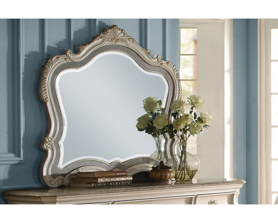 ACME - Chantelle Mirror in Pearl White