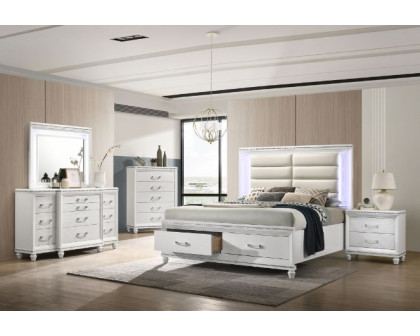 ACME Sadie EK Bed - Pearl White/White