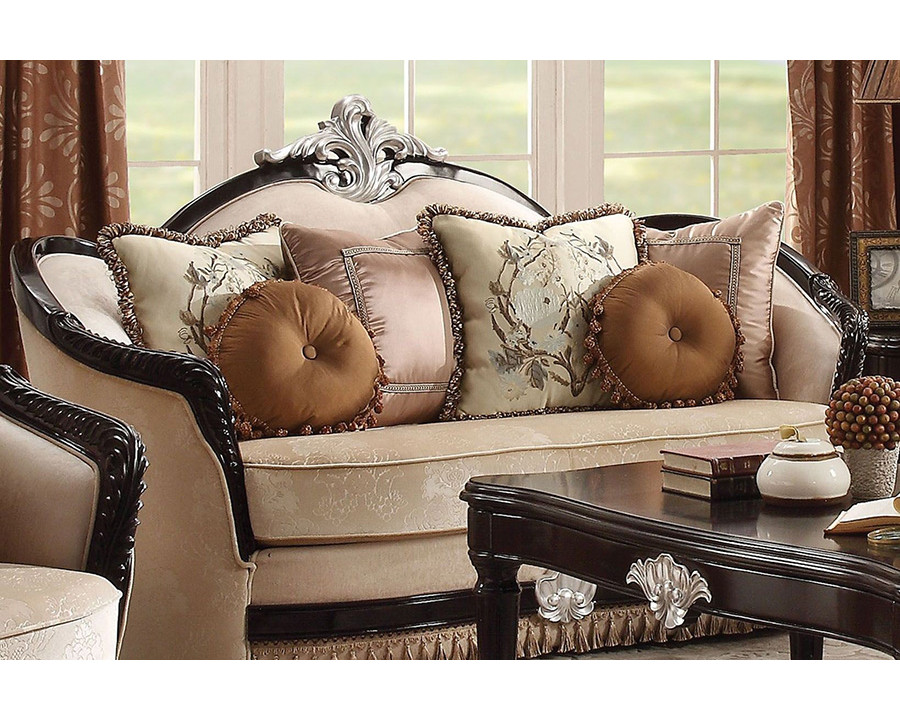 ACME - Ernestine Loveseat with 6 Pillows in Tan/Black