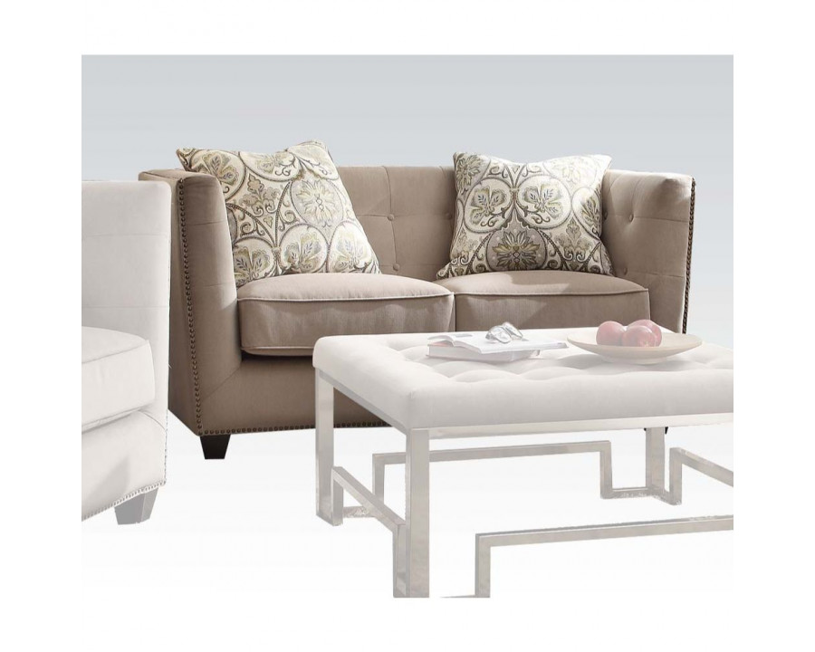 ACME - Juliana Loveseat in Beige