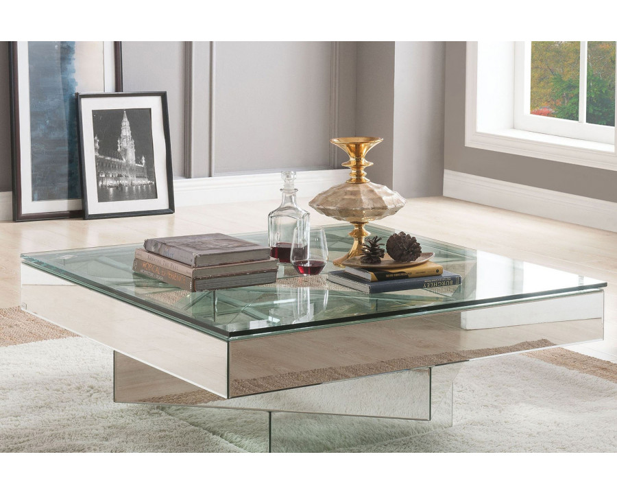 ACME - Dominic Coffee Table in Mirrored (80270)