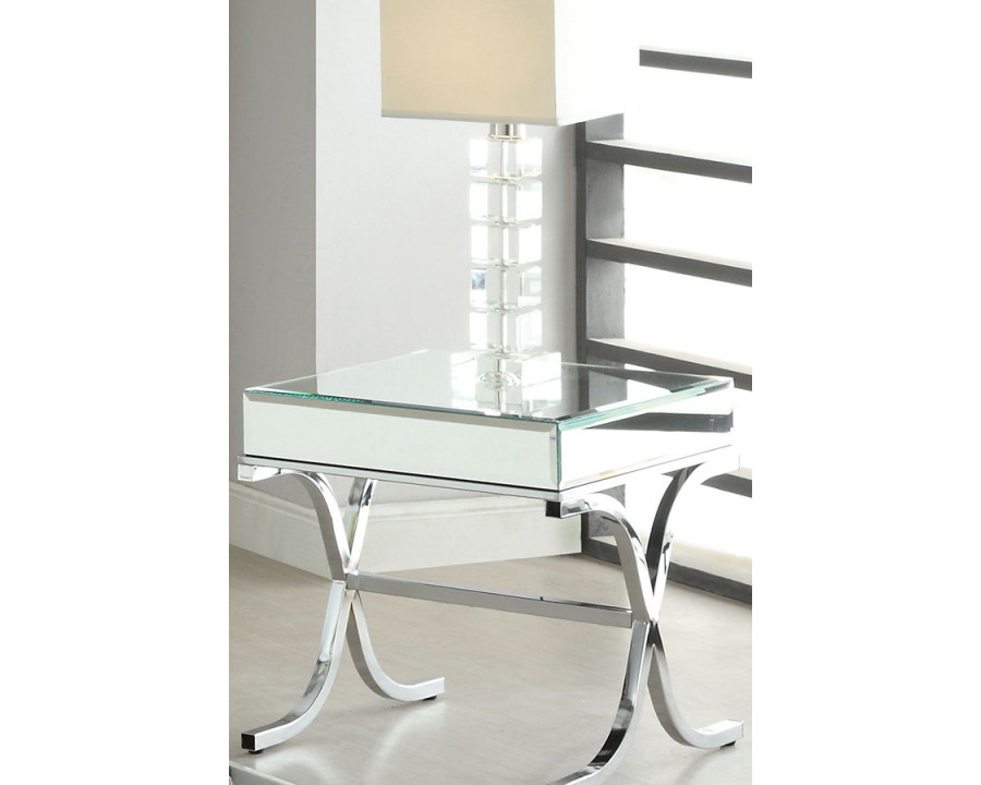 ACME - Yuri End Table in Mirrored/Chrome