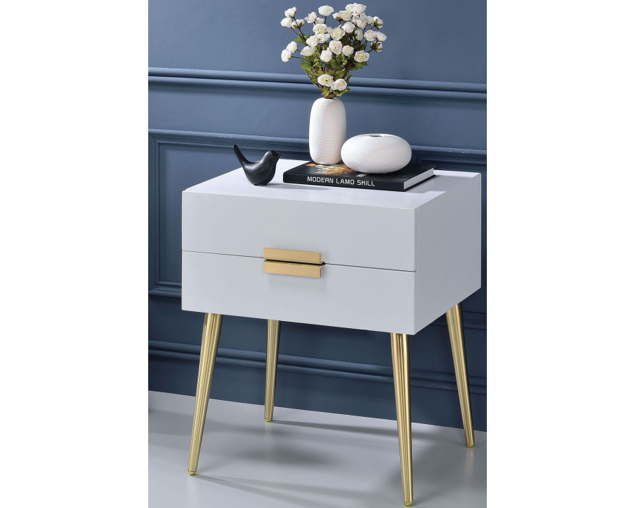 ACME - Denvor End Table