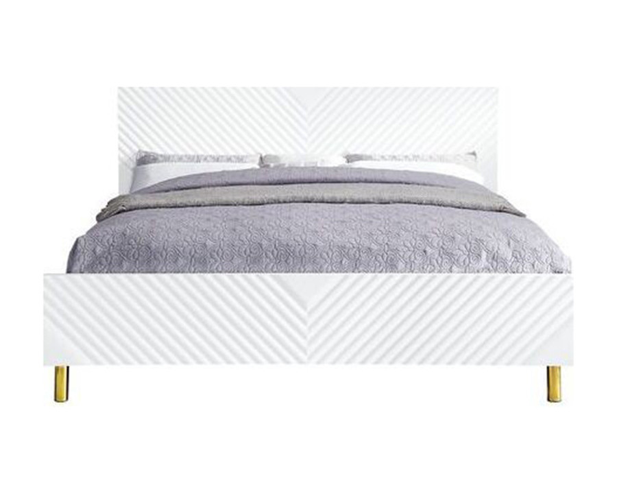 ACME Gaines Bed - White High Gloss Finish, Eastern King Size