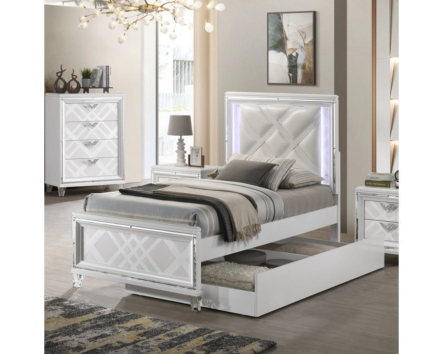 ACME Skylar Full Bed with Led - Synthetic/Pearl White