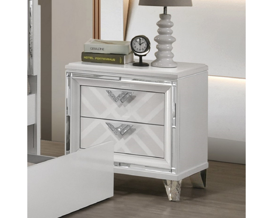 ACME - Skylar Nightstand in Pearl White (BD02035)