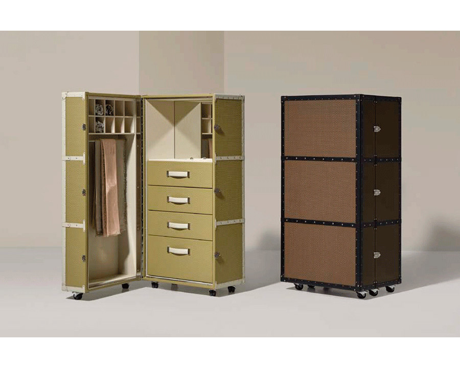 Alexandra - Traveler Cabinet