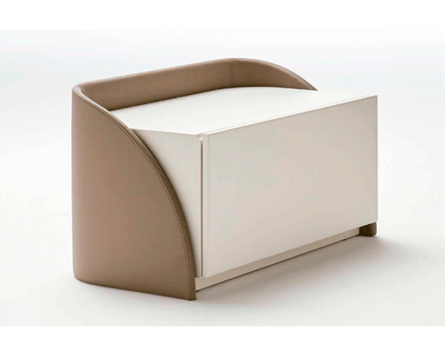 Alexandra - Cricket Nightstand in Matt Cream Lacquered