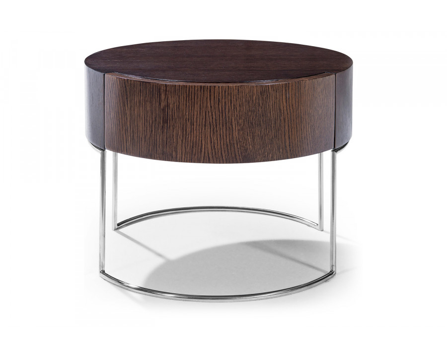 Bellini - Mint End Table in Brown Oak