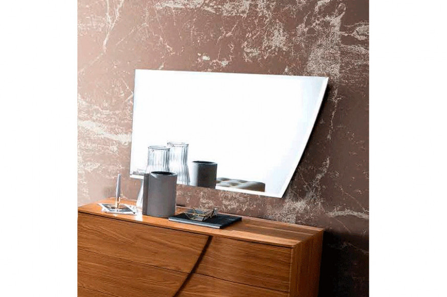 Camelgroup™ Luna Mirror - Walnut