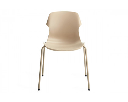 Casamania - Stereo Stackable Polypropylene Chair