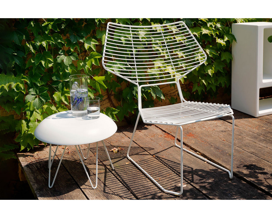 Casamania Alieno Peacock Outdoor Lounge Chair - White