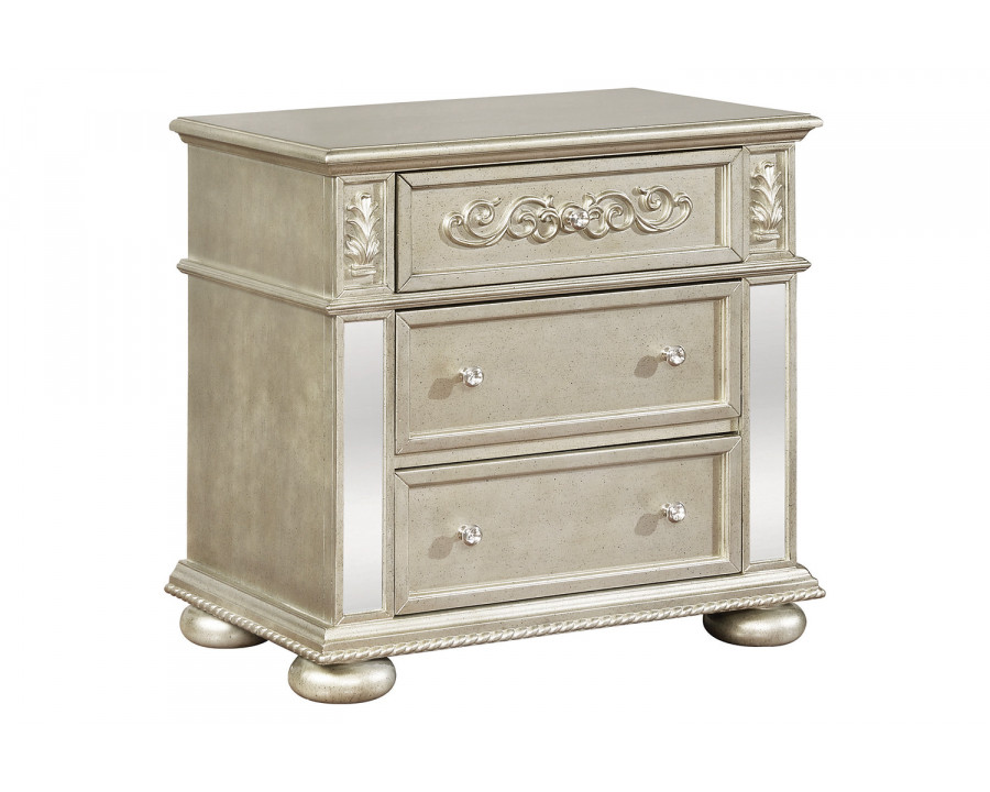 Coaster - Heidi 3-Drawer Nightstand in Metallic Platinum