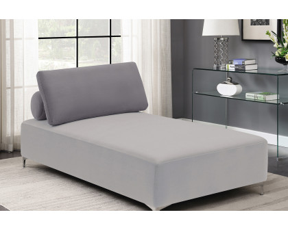 Coaster - Upholstered Accent Chaise With Removable Pillow in Gray