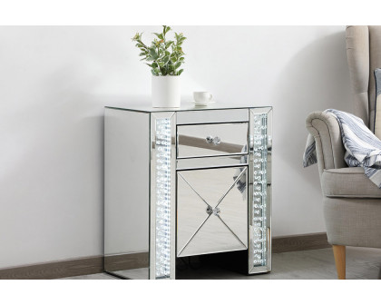 Elegant - Raiden 26" x 22" End Table (MF98049)