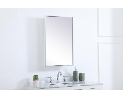 Elegant Wyn Medicine Cabinet - Silver, L 17" (MR571728S)