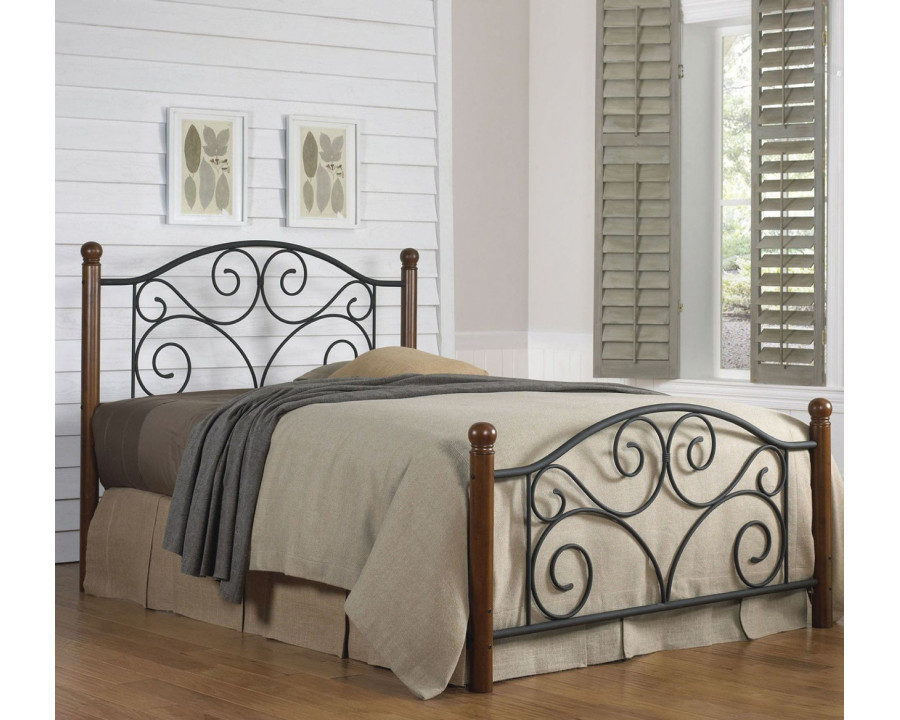 eLuxury Doral Metal and Wood Bed with Headboard and Footboard - California King, Black