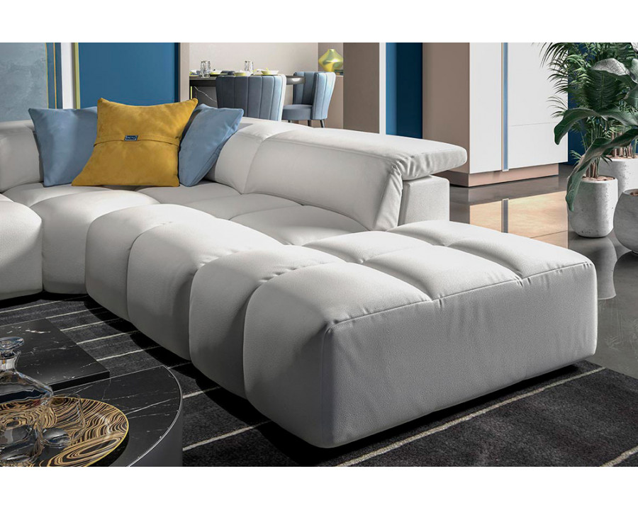 Estro IS 287 A Madison Sectional with Electric Recliner - White