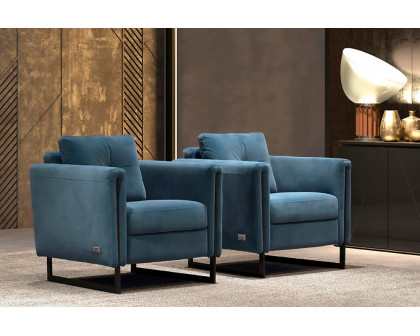 Estro - IS 480 Melissa Armchair