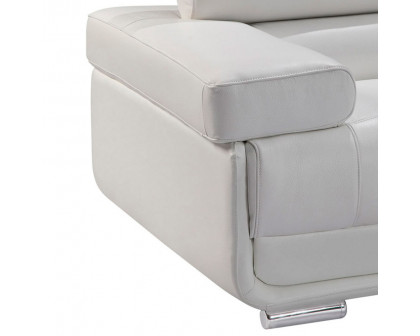 Extravaganza 2119 Sectional - White