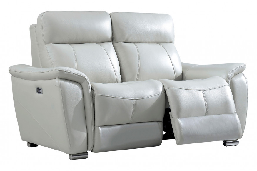 Extravaganza™ 1705 Loveseat with 2 Electric Recliners