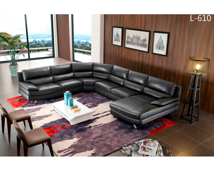 Extravaganza - 610 Sectional