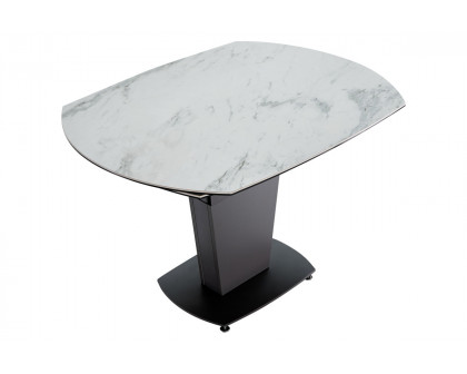 Extravaganza™ 2417 Marble Table White with 3405 White Chairs