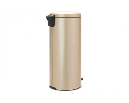 FaFurn Stainless Steel Kitchen Trash Can with Step-On Lid - 8-Gallon