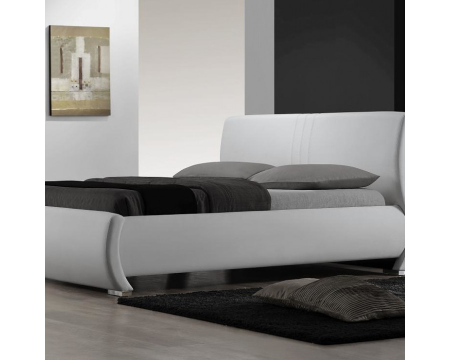 FaFurn - King Size Platform Bed Frame with Curved Headboard in White