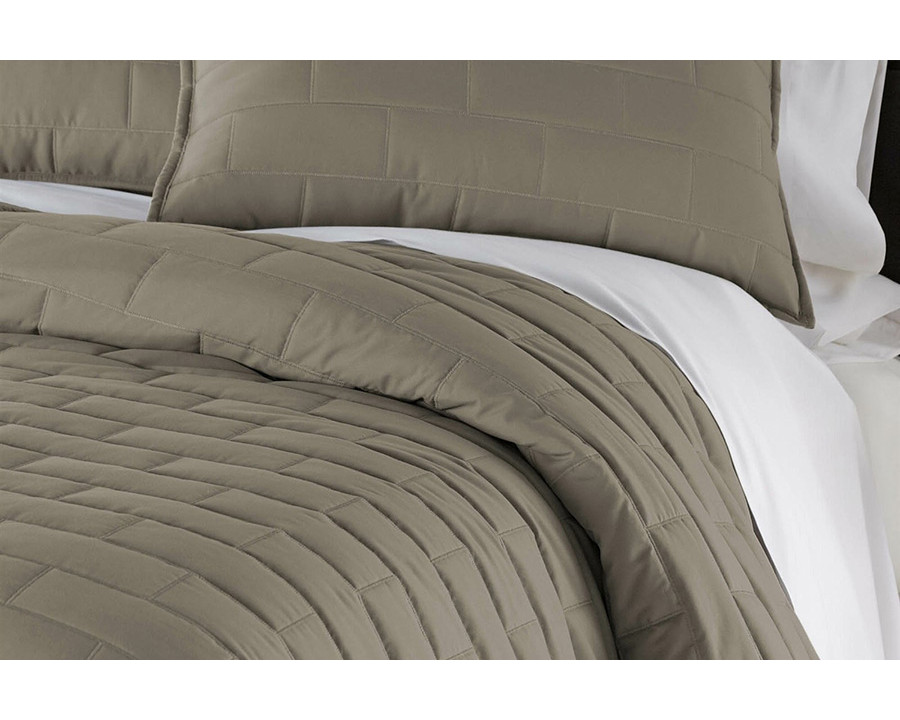 FaFurn Modern Brick Stitch Microfiber Reversible 3 Piece Comforter Set - Taupe, Full/Queen Size