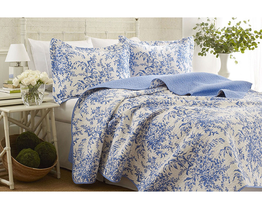 FaFurn - King Size 100% Cotton Quilt Bedspread Set with Blue White Floral Leaves Pattern