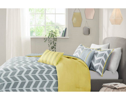 FaFurn Reversible Comforter Set with Chevron Stripe - Gray/White/Yellow, Full/Queen Size