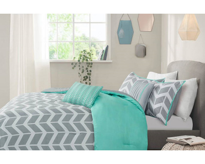 FaFurn Reversible Comforter Set with Chevron Stripe - Gray/White/Aqua, King Size/California King