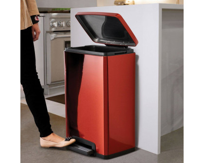 FaFurn 13 Gallon Trash Can with Step Lid - Red