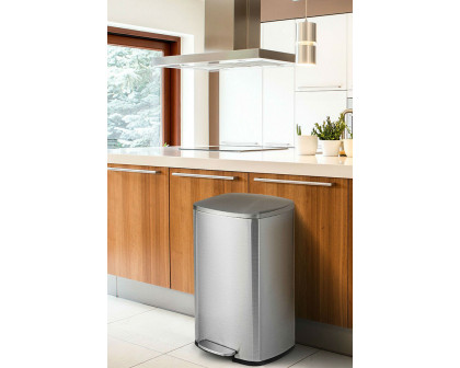 FaFurn 13-Gallon Modern Stainless Steel Kitchen Trash Can with Foot Step Pedal Design