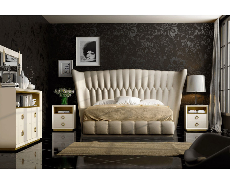 Franco - Velvet Nightstand