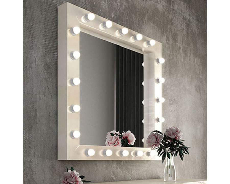 Franco - Nb03 Mirror With Light Bulbs