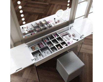 Franco - Mx53 Vanity Dresser