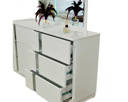 Furnia - Sienna Dresser with Mirror in White