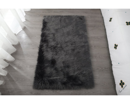 Furnings Cozy Ultra Soft Fluffy Faux Fur Gray Area Rug - 6'L x 4'W