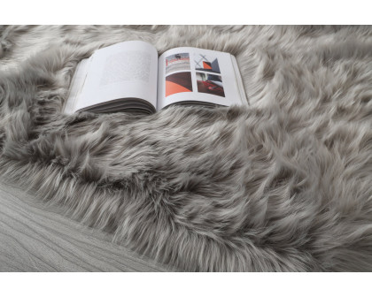 Furnings Cozy Ultra Soft Fluffy Faux Fur Light Gray Area Rug - 5'L x 3'W