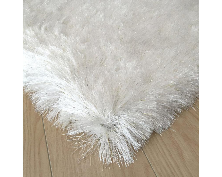 Furnings Fancy Collection Solid White Shag Area Rug - 7'L x 5'W x 1"H