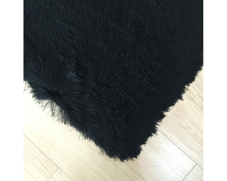 Furnings Fancy Collection Solid Black Shag Area Rug - 7'L x 5'W x 1"H