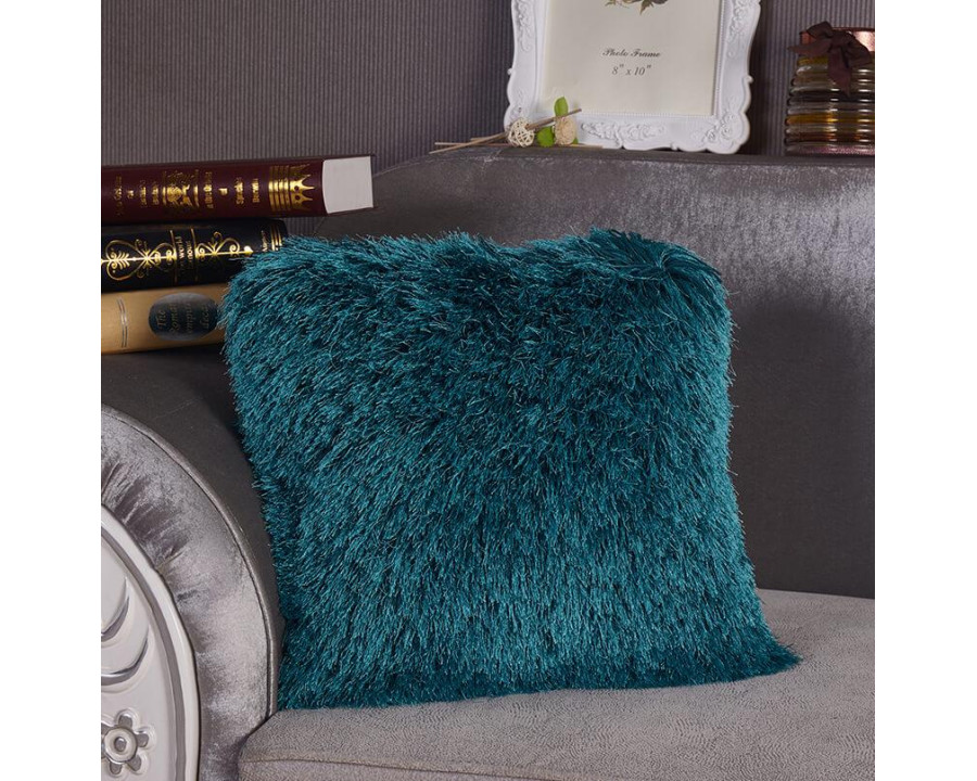 Furnings - Decorative Shaggy Pillow in Turquoise