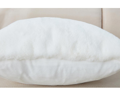 Furnings - Agnes Luxury White Chinchilla Faux Fur Pillow