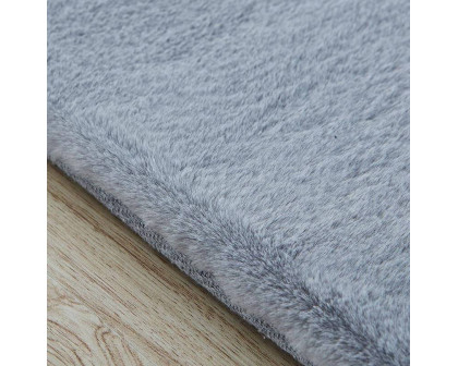 Furnings - Lily Luxury Gray Chinchilla Faux Fur Area Rug